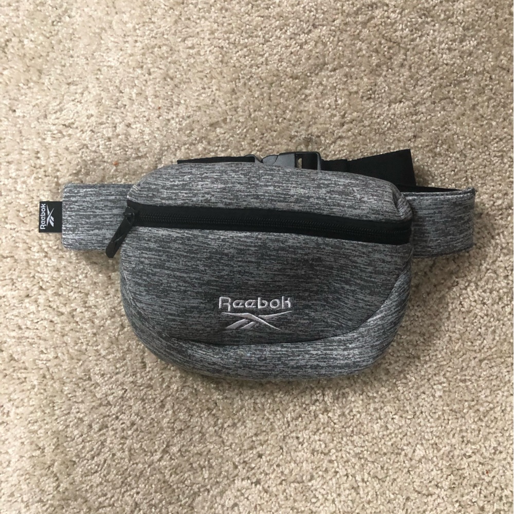 Belt bag. Rebok great condition